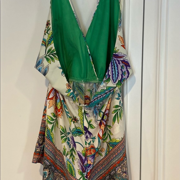 Romper - Picture 2 of 3